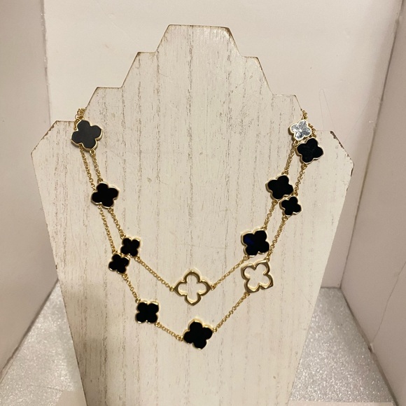 NECKLACE - Picture 5 of 6